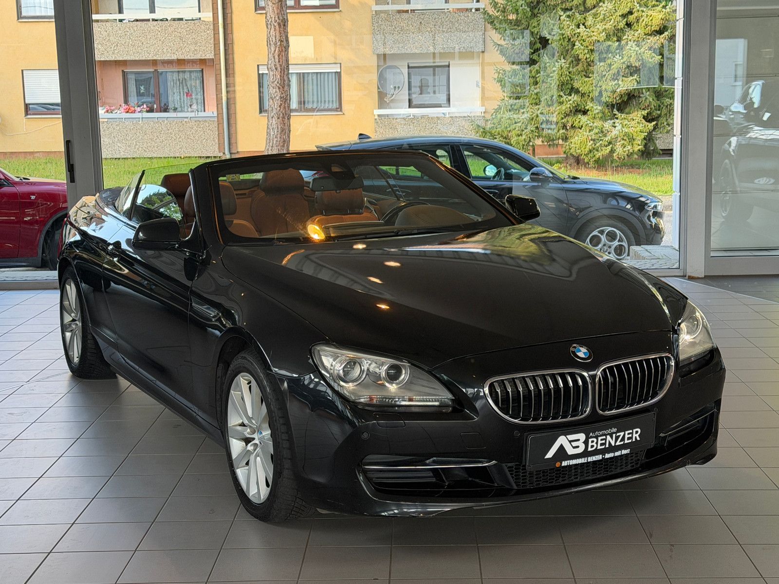 Fahrzeugabbildung BMW 640 Cabrio d xDrive/KAMERA/NAVI/MEMORY/BI-XENON