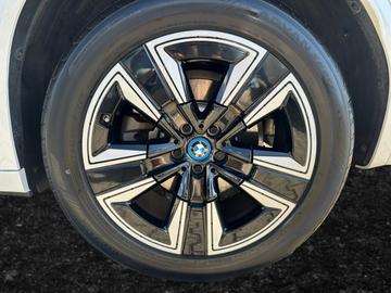 صورة مصغرة 14 لـ 2024 BMW IX3
