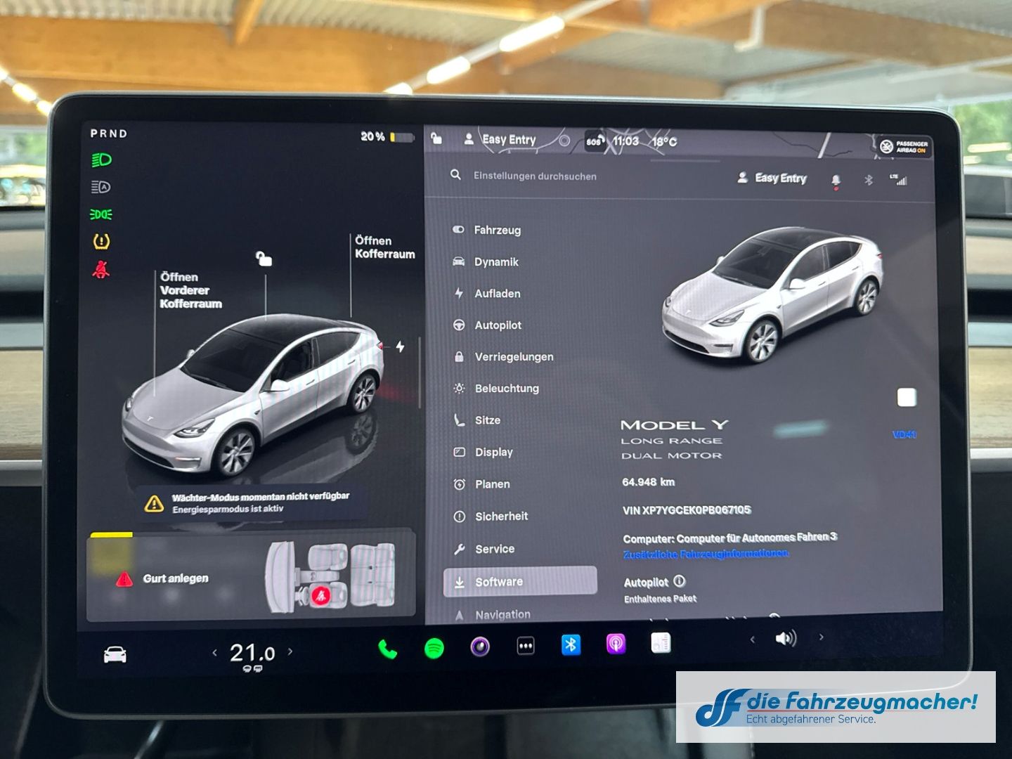 Fahrzeugabbildung Tesla Model Y Long Range Dual AWD Panorama Navi Sounds