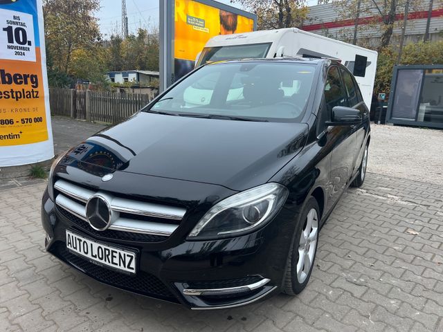 Mercedes-Benz B180 *NAVI*XENON*PDC*