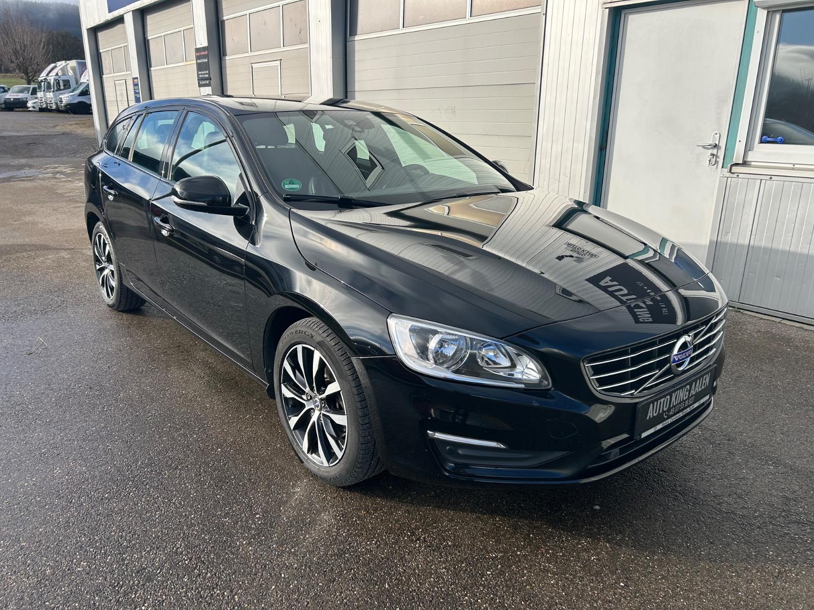 Volvo V60 Kombi Linje Svart - TÜV NEU - Kamera - Leder