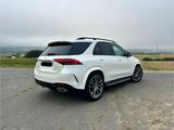 Mercedes-Benz GLE 580 4MATIC -AMG/AHK/AIRMATIC/HUD/PANO - Mercedes-Benz GLE 580 aus 2023