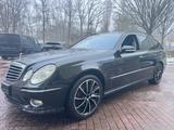 Mercedes-Benz E 500 Avantgarde LPG-GAS-top Zustand-Tüv neu - gebrauchte Mercedes-Benz E 500 aus dem Jahr 2006