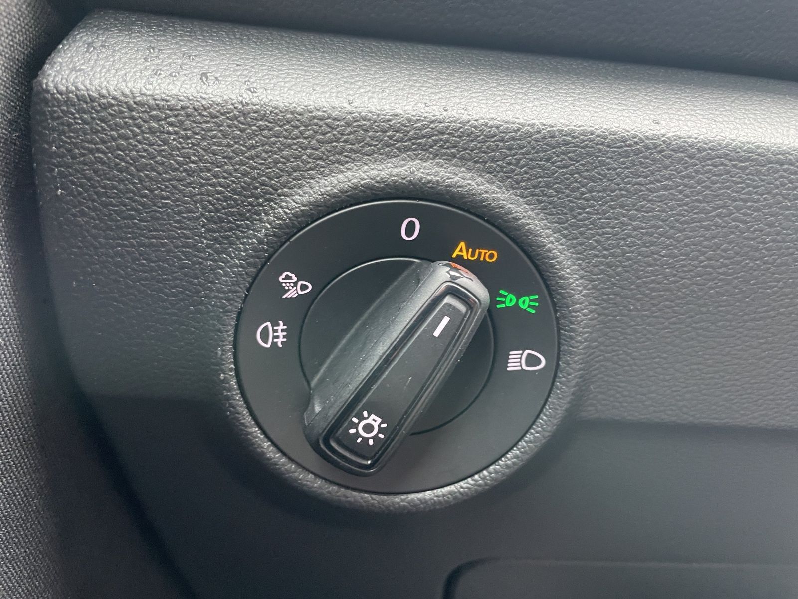 Volkswagen T-Roc - Bild 15