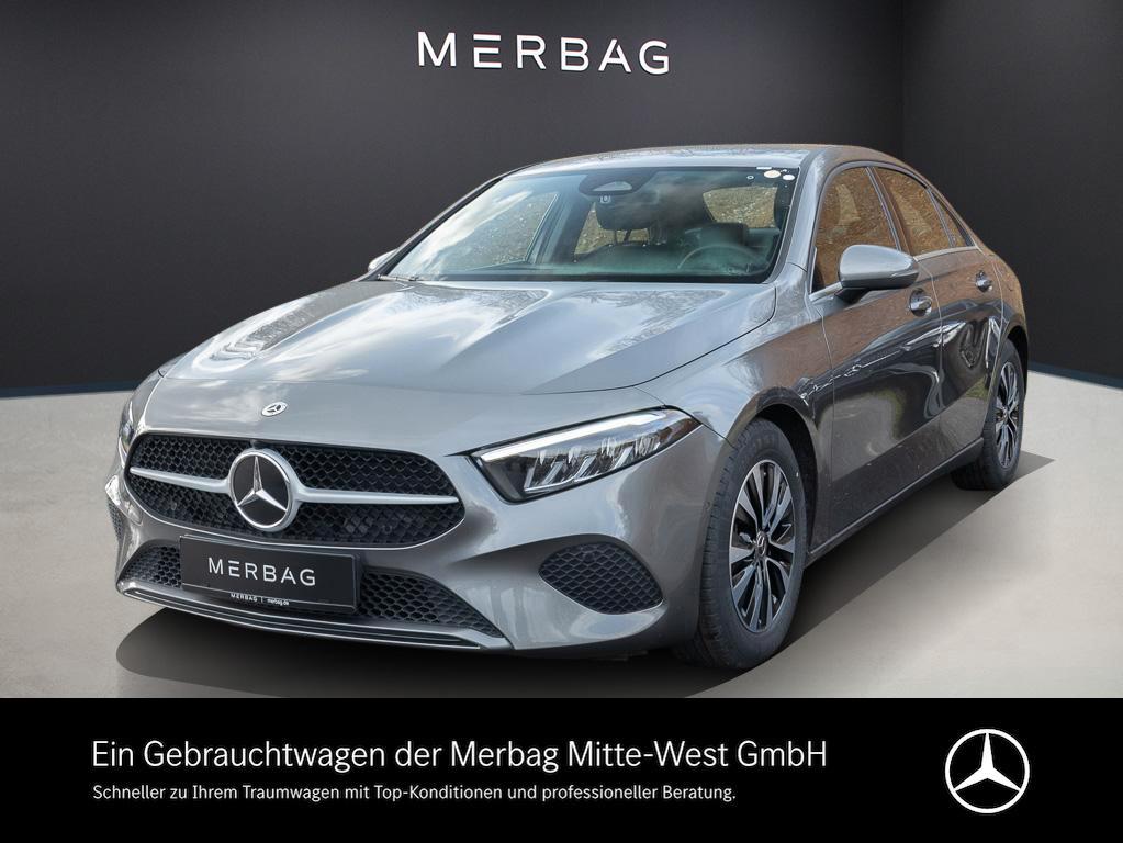 Mercedes-Benz A 180 d Limousine ACC AHK LED Navi SHZ Winterp.