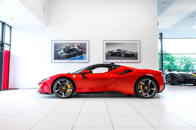 Ferrari SF90 Stradale ~Ferrari Munsterhuis~