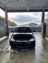 Opel Corsa 1.3 Halbautomatik Diesel - Opel Corsa aus 2004 mit Diesel-Antrieb