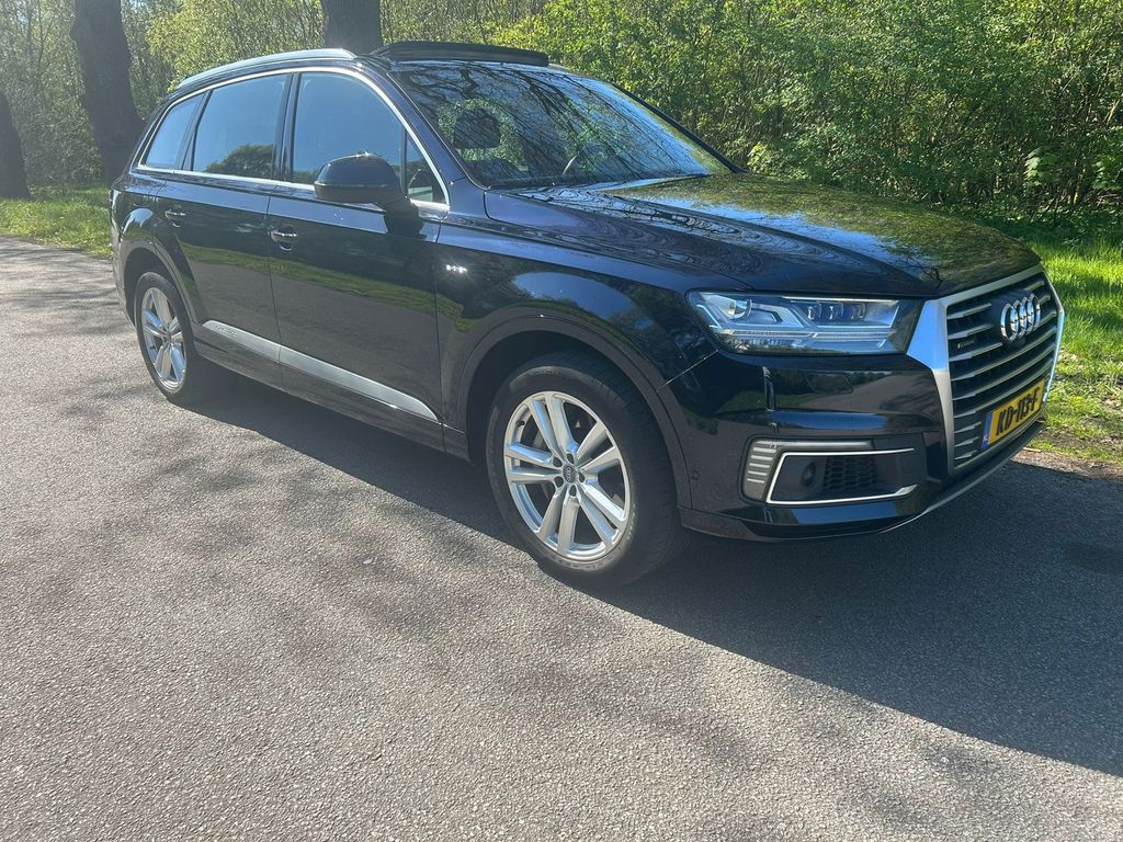 Image of Audi Q7