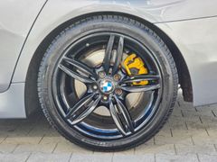 Fahrzeugabbildung 535 i xDrive