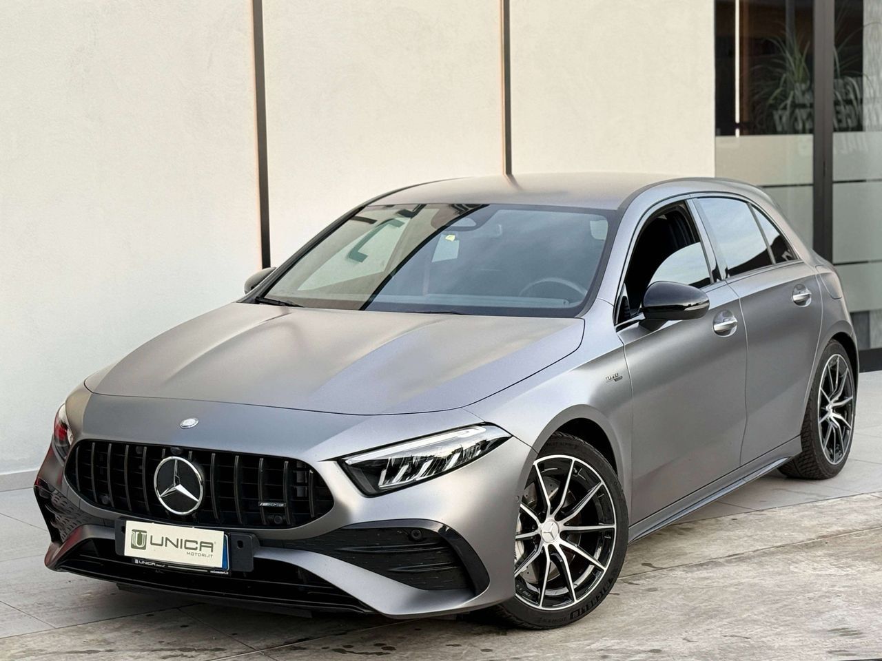 Mercedes-Benz A 35 AMG 2.0 306CV Premium Plus 4m imagem 2