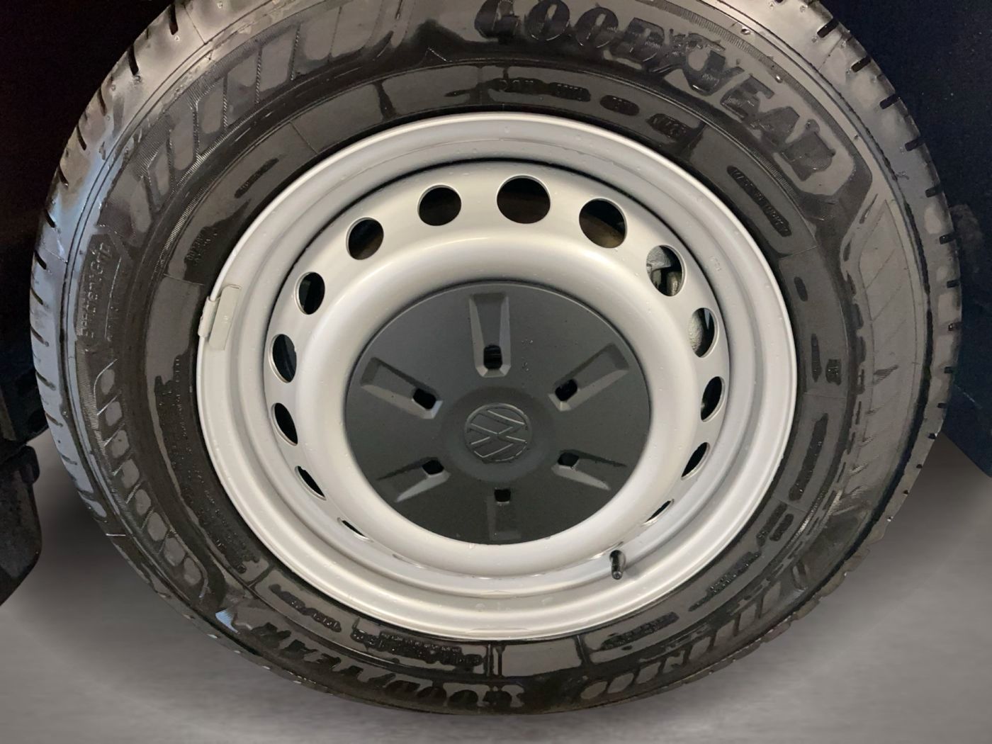Volkswagen T7 Transporter - Bild 6