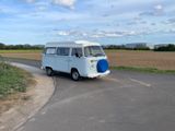Volkswagen  VW T2 Camper, Restauriert, TÜV H Kennzeichen - Volkswagen T2: Kleinbus