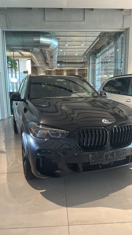 Image of BMW X5