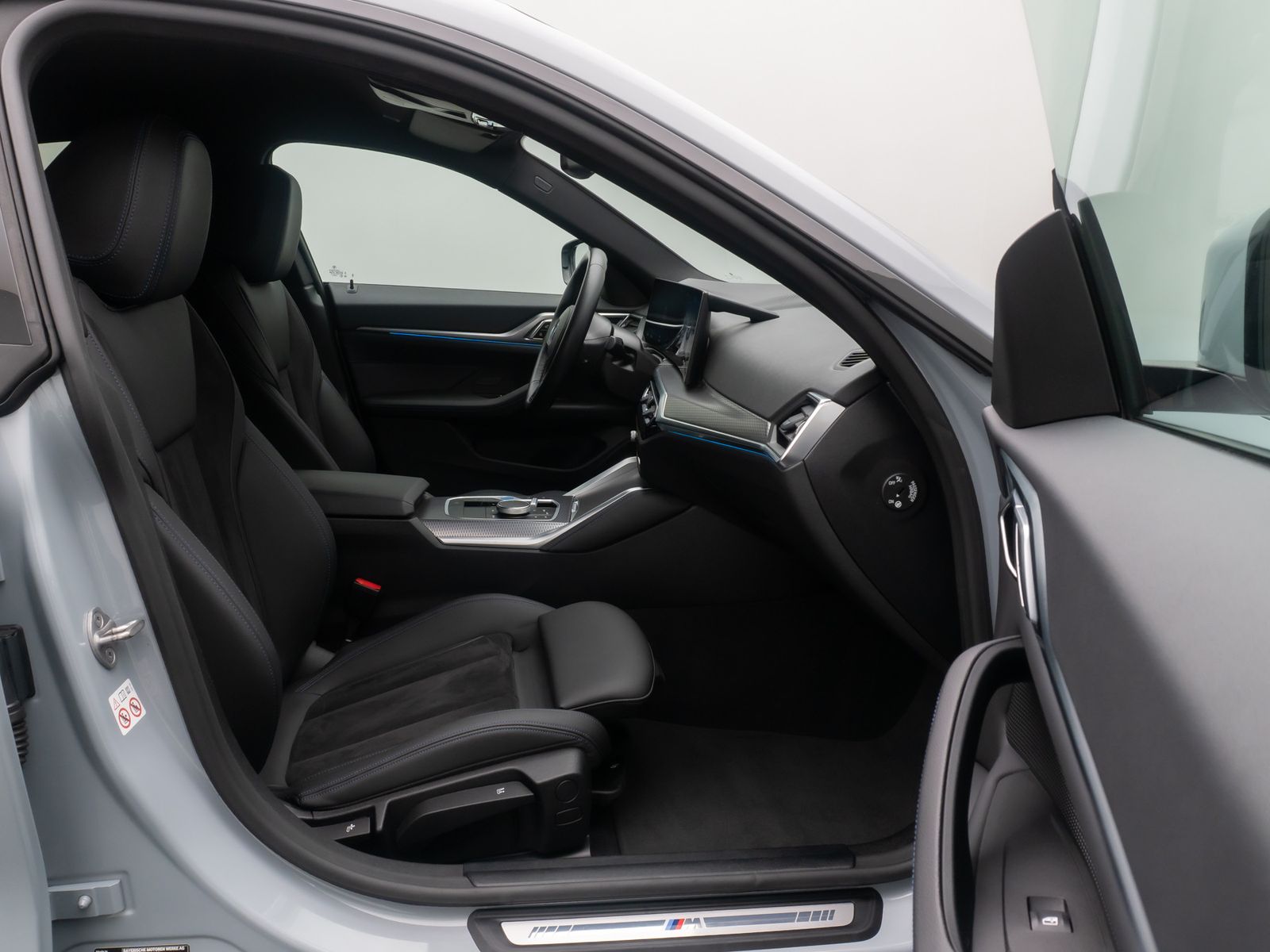 Fahrzeugabbildung BMW i4 eD35 Gran Coupè M Sport Pro Kamera DAB LED
