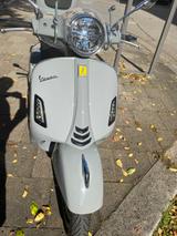 Vespa GTS 300 Supertech - Vespa Motorräder in München