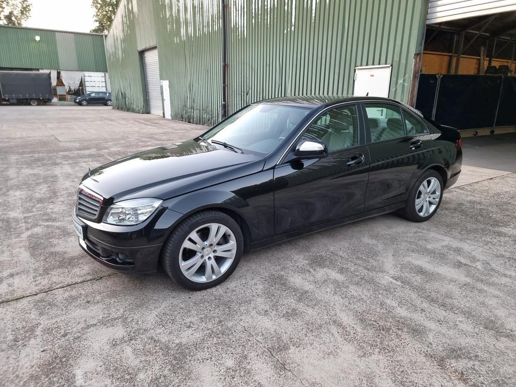 Mercedes-Benz C 180