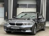BMW 320 d Sport Line Laser Pano KeylessGo Kamera ACC