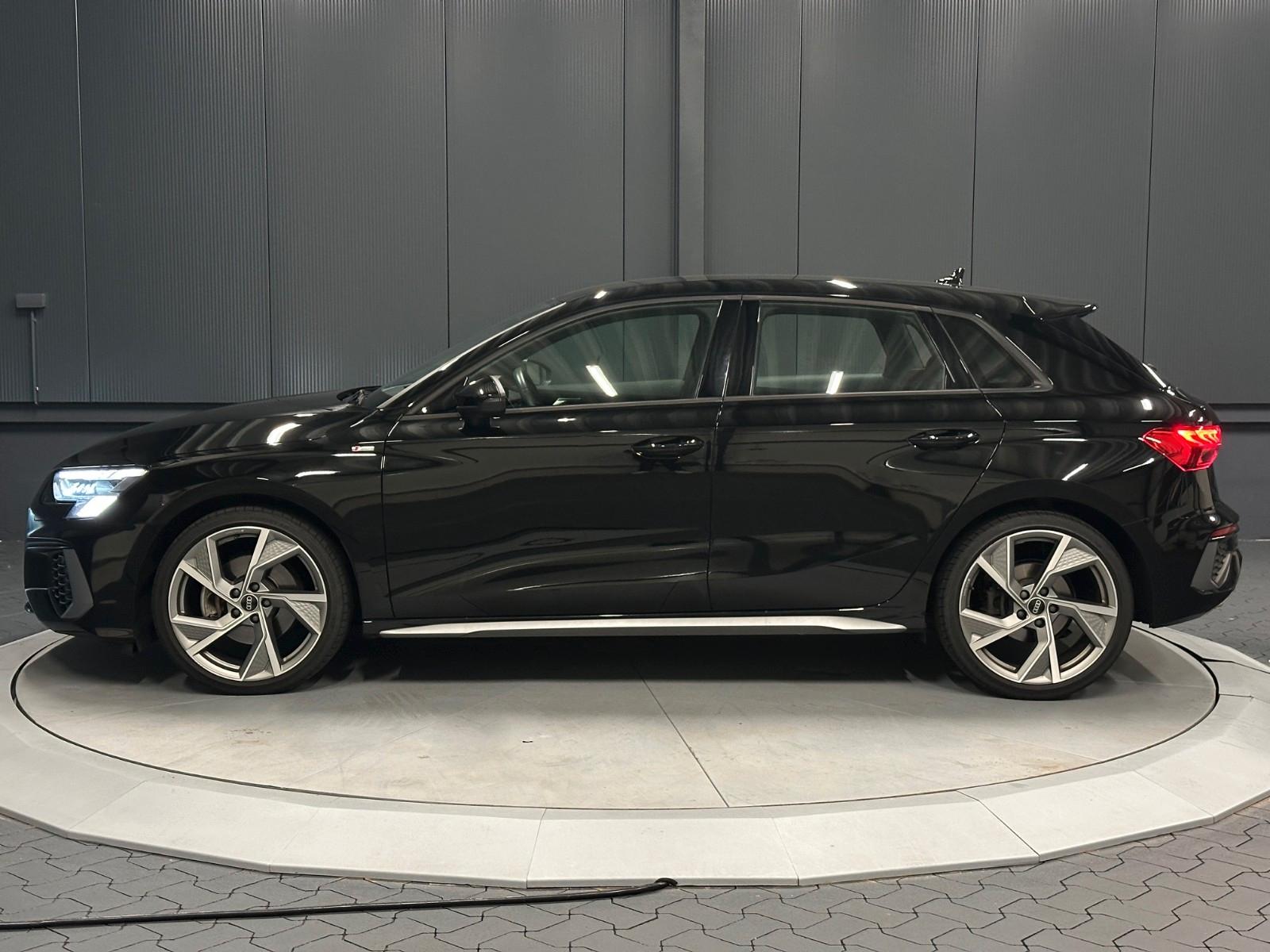 Audi A3 Sportback 40 TDI quattro S-Line*19Zoll*Matrix