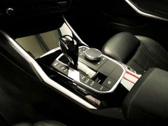 BMW 330 d xDrive Sport Line Navi PDC 1-Hand AHK