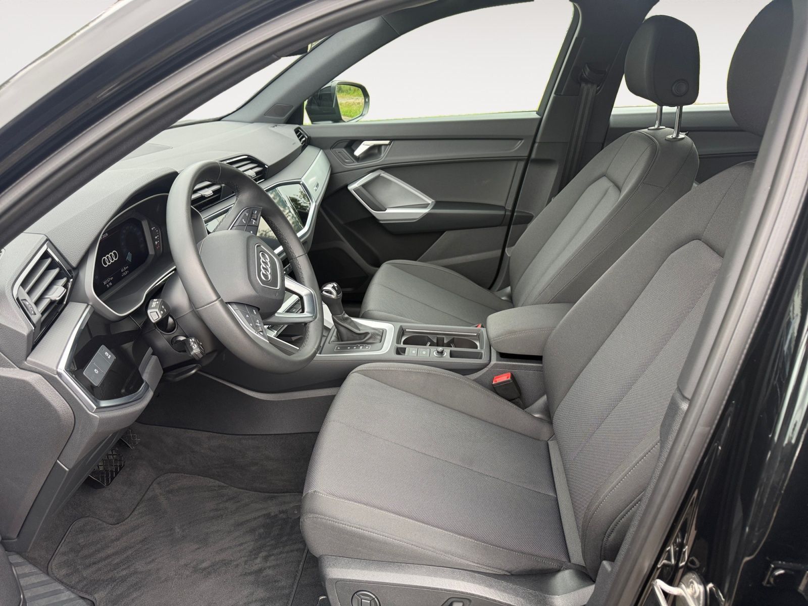 Audi Q3 - Bild 12