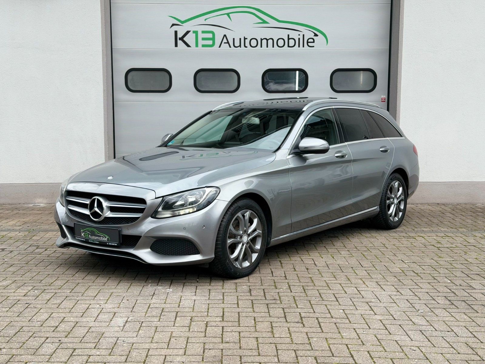 MERCEDES-BENZ C 200