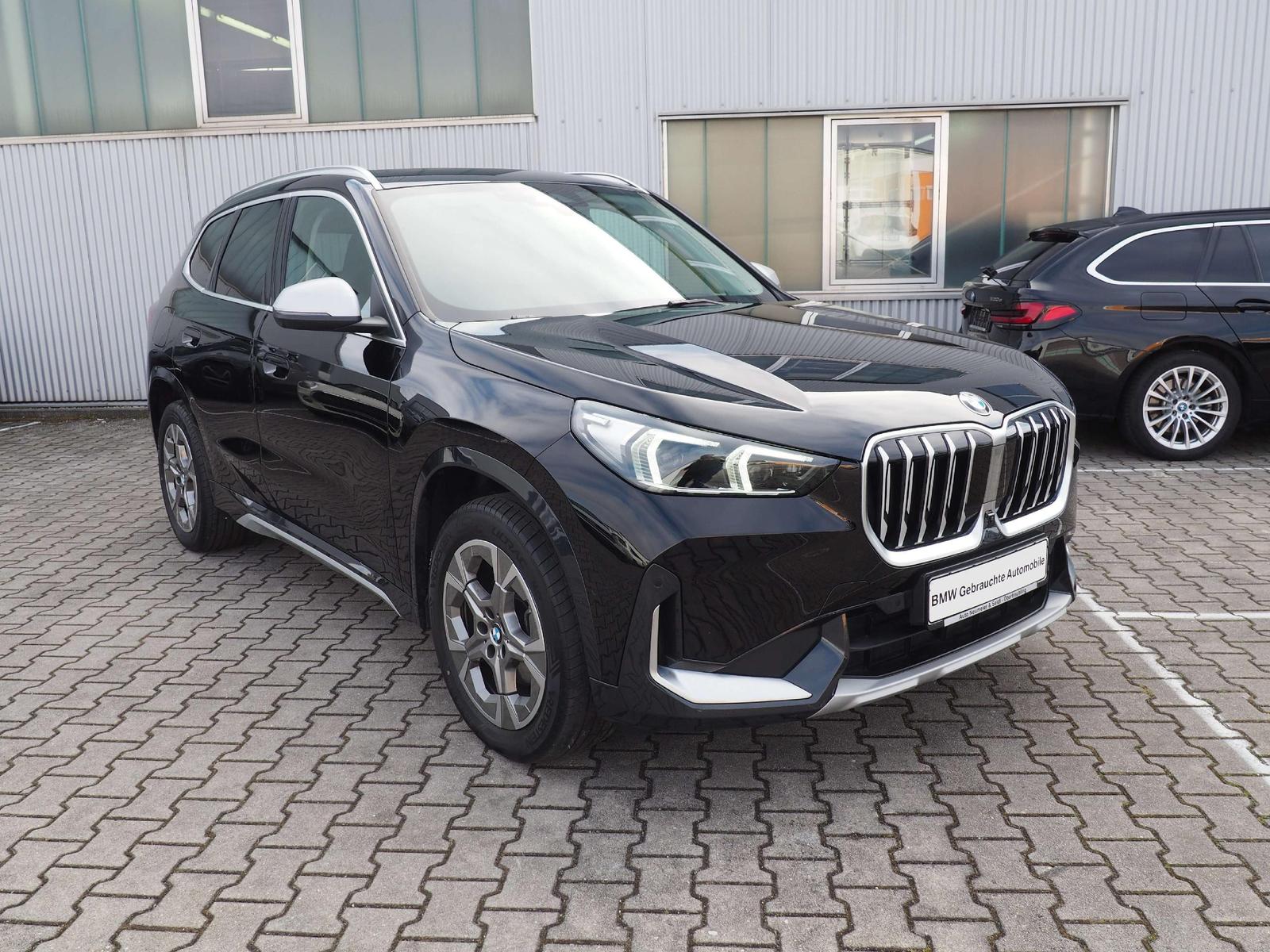 BMW X1 xDrive20d Aut. xLine*AHK*HUD*Panorama*Massage