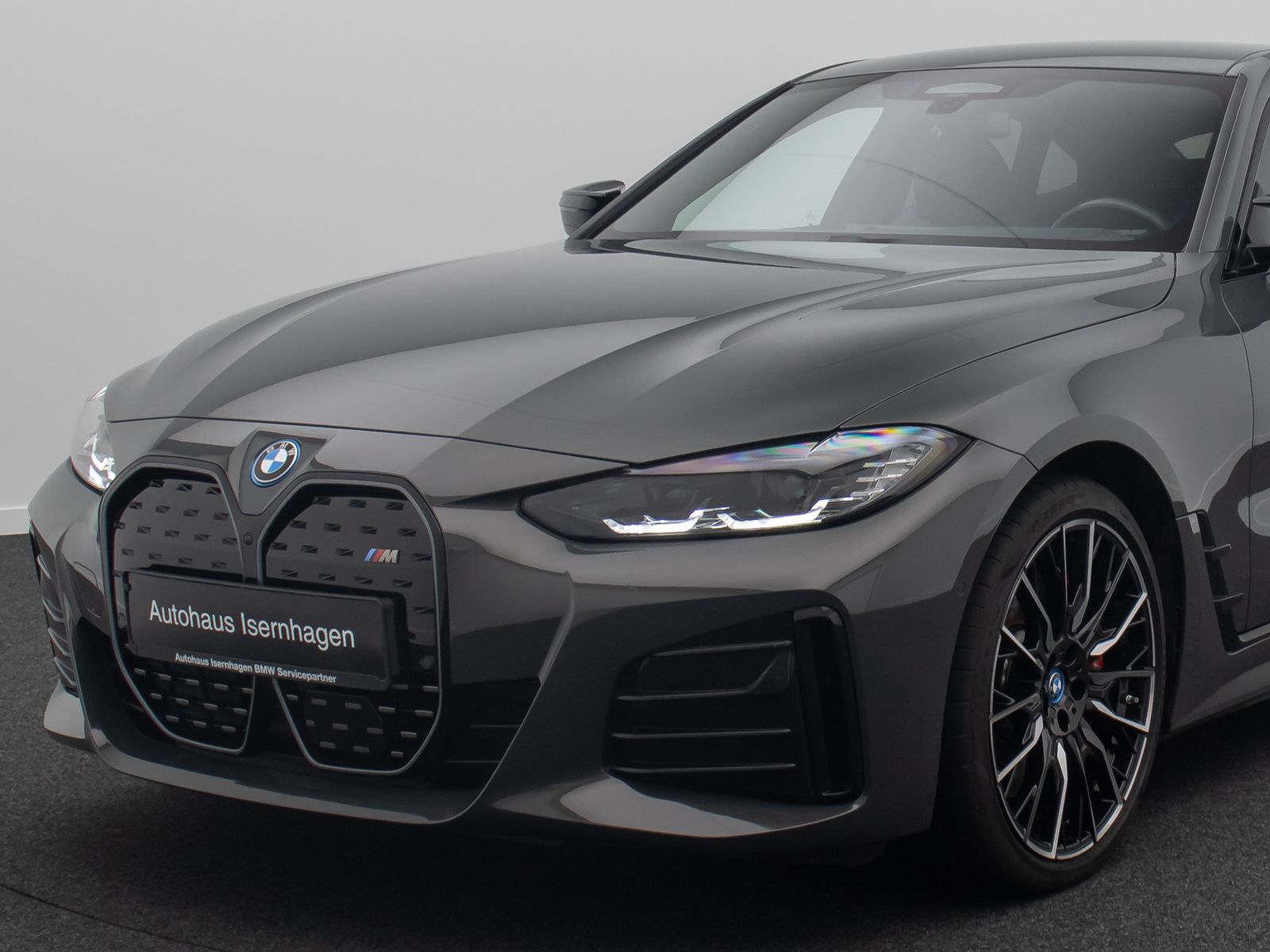 Fahrzeugabbildung BMW i4 M50 GC H/K 360°DAB HUD 20Zoll Individual Voll