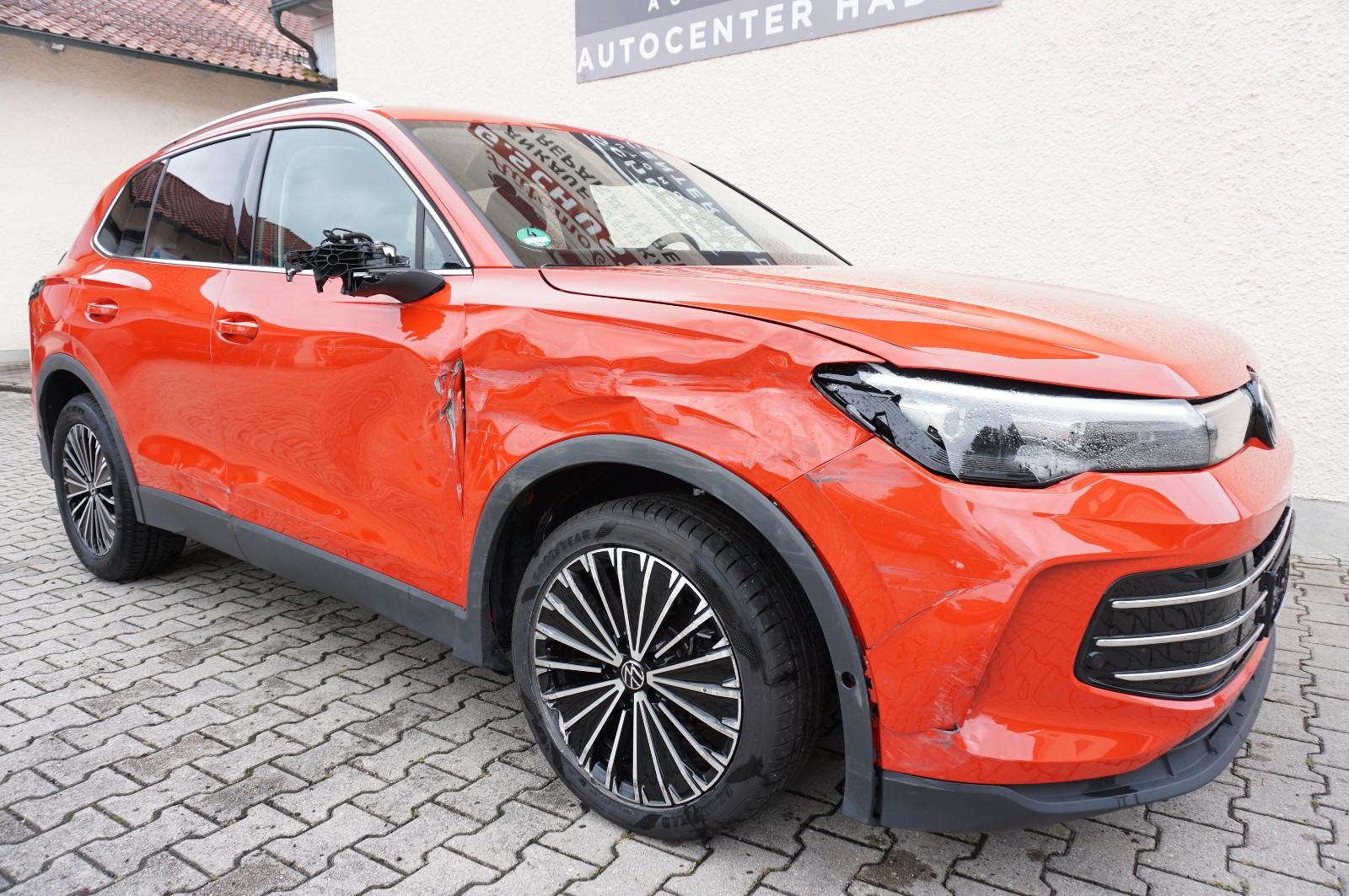 Volkswagen Tiguan 1.5 eTSI DSG Elega HEAD UP/ H+K/ AHK