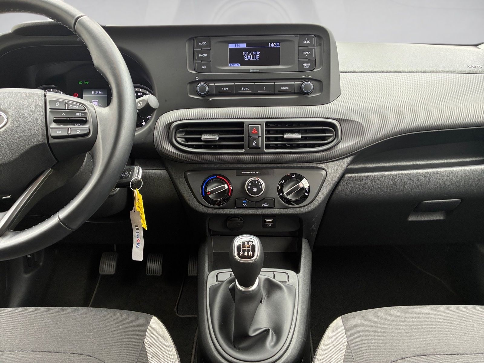 Fahrzeugabbildung Hyundai i10 1.0 Select Klima,Allwetter,Radio,Bluetooth