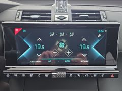Fahrzeugabbildung DS Automobiles DS 7 Crossback E-Tense 225 Rivoli
