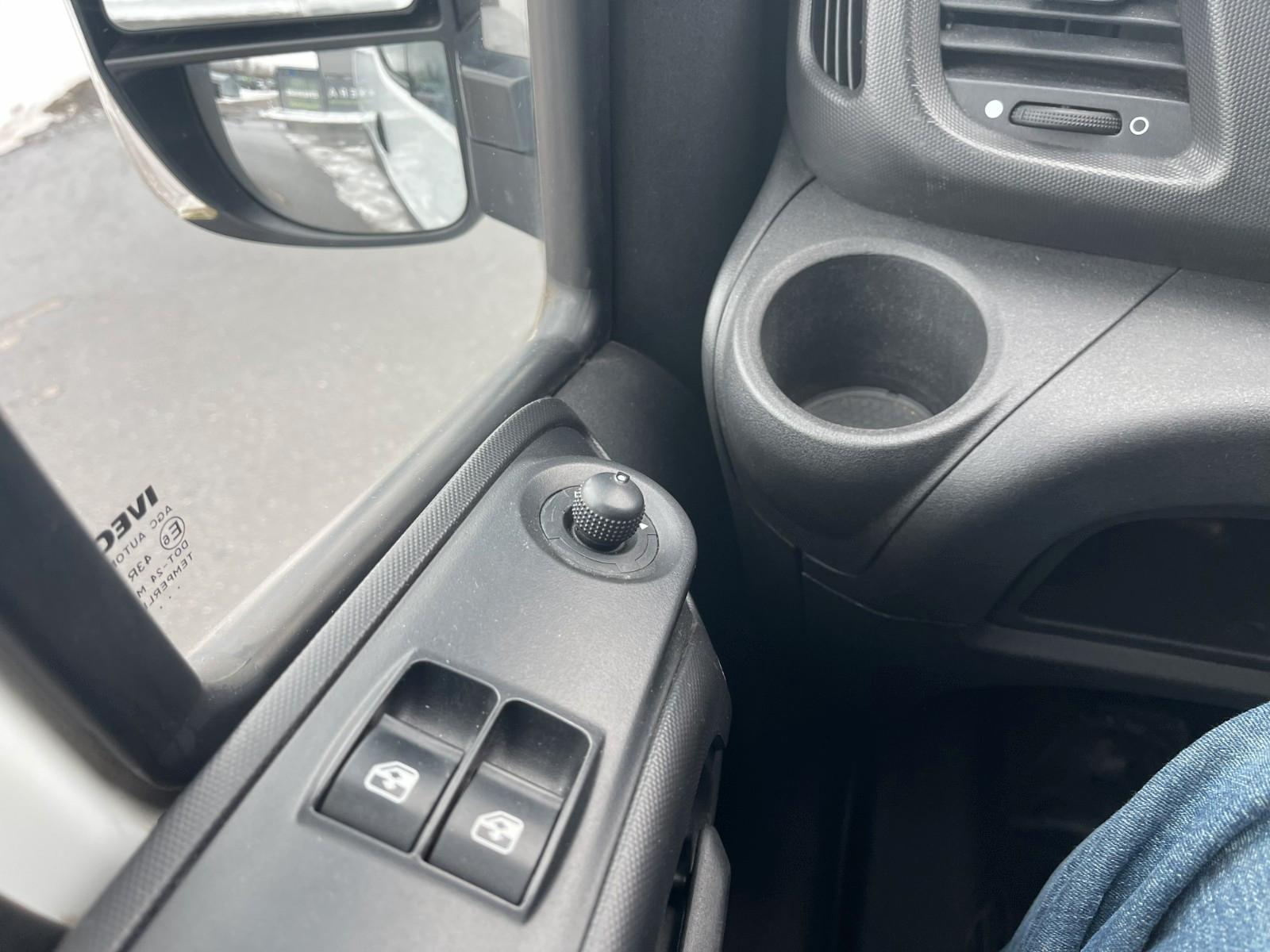Iveco ANDERE Daily Kasten HKa 35 S  TÜV 06 2027