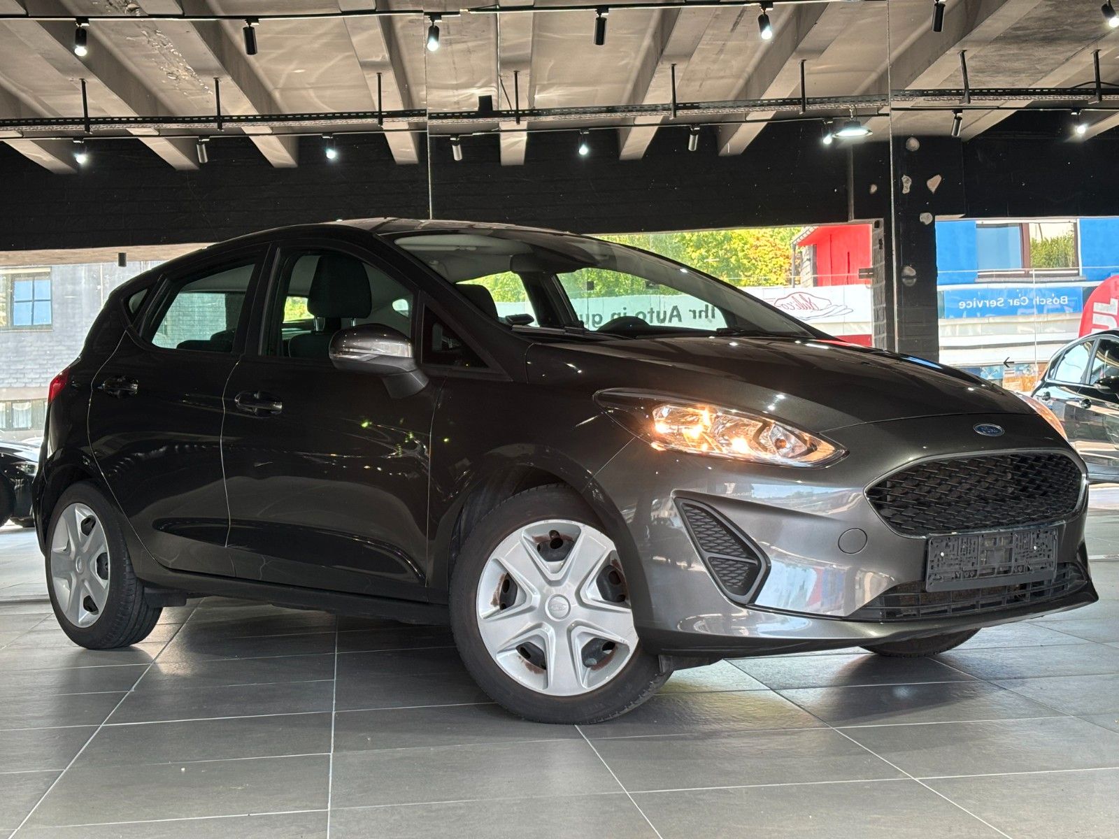 Fahrzeugabbildung Ford Fiesta Cool & Connect /Easy-Driver-Paket/TÜV NEU