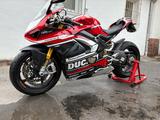 Ducati V4s - Motorräder in Chemnitz