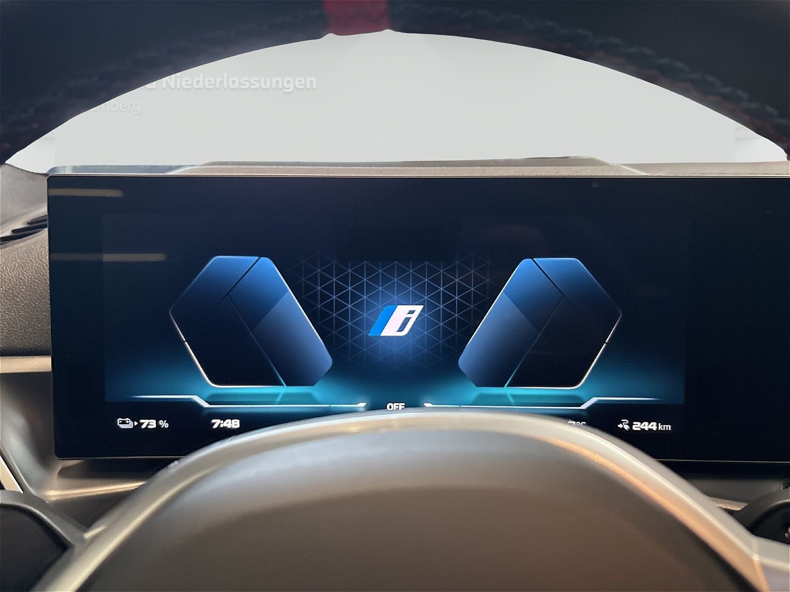 BMW i4 - Bild 12
