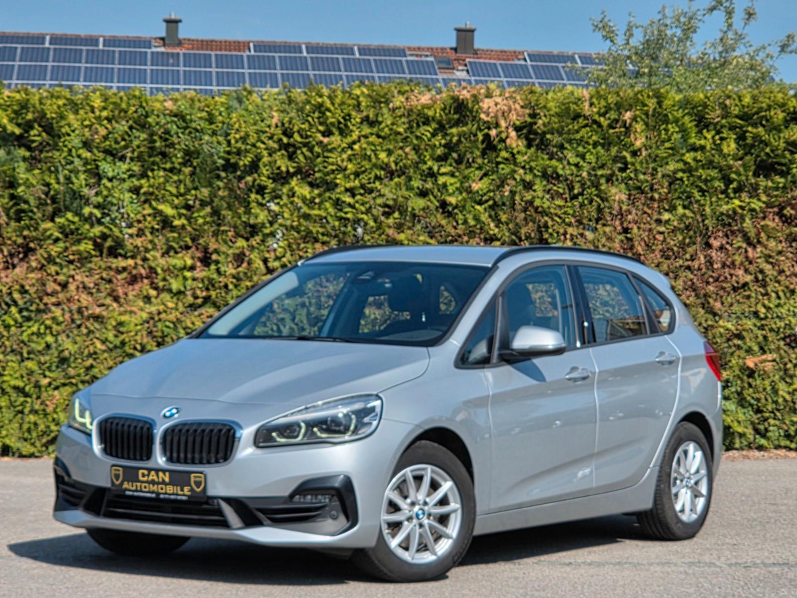 BMW 220i Active Tourer*AUT*LED*NAVI*AHK*CAMERA*SH