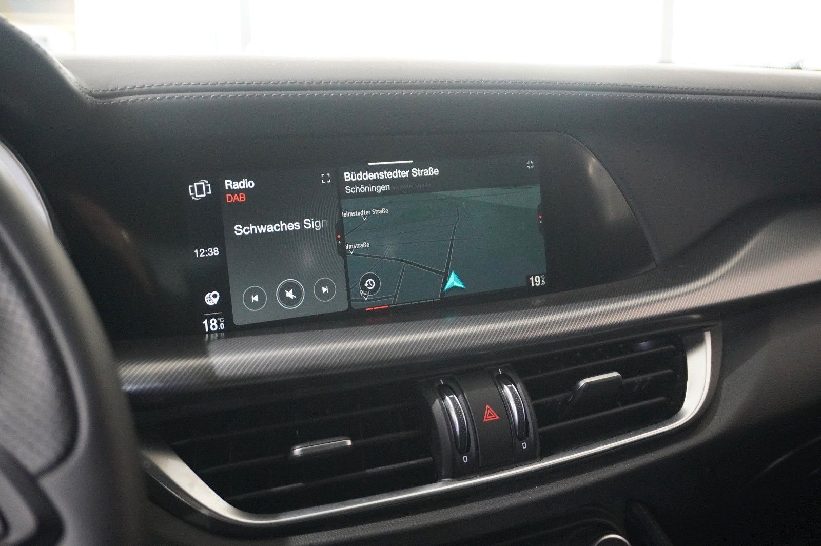 Fahrzeugabbildung Alfa Romeo Stelvio 2.2D VELOCE Q4 NAVI/LED/KAMERA/MATRIX/SH