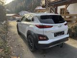 Hyundai KONA Premium - mit AHK (600/1300kg)- 8fach berei - Hyundai KONA Elektro Gebrauchtwagen