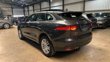 Jaguar F-Pace - 6