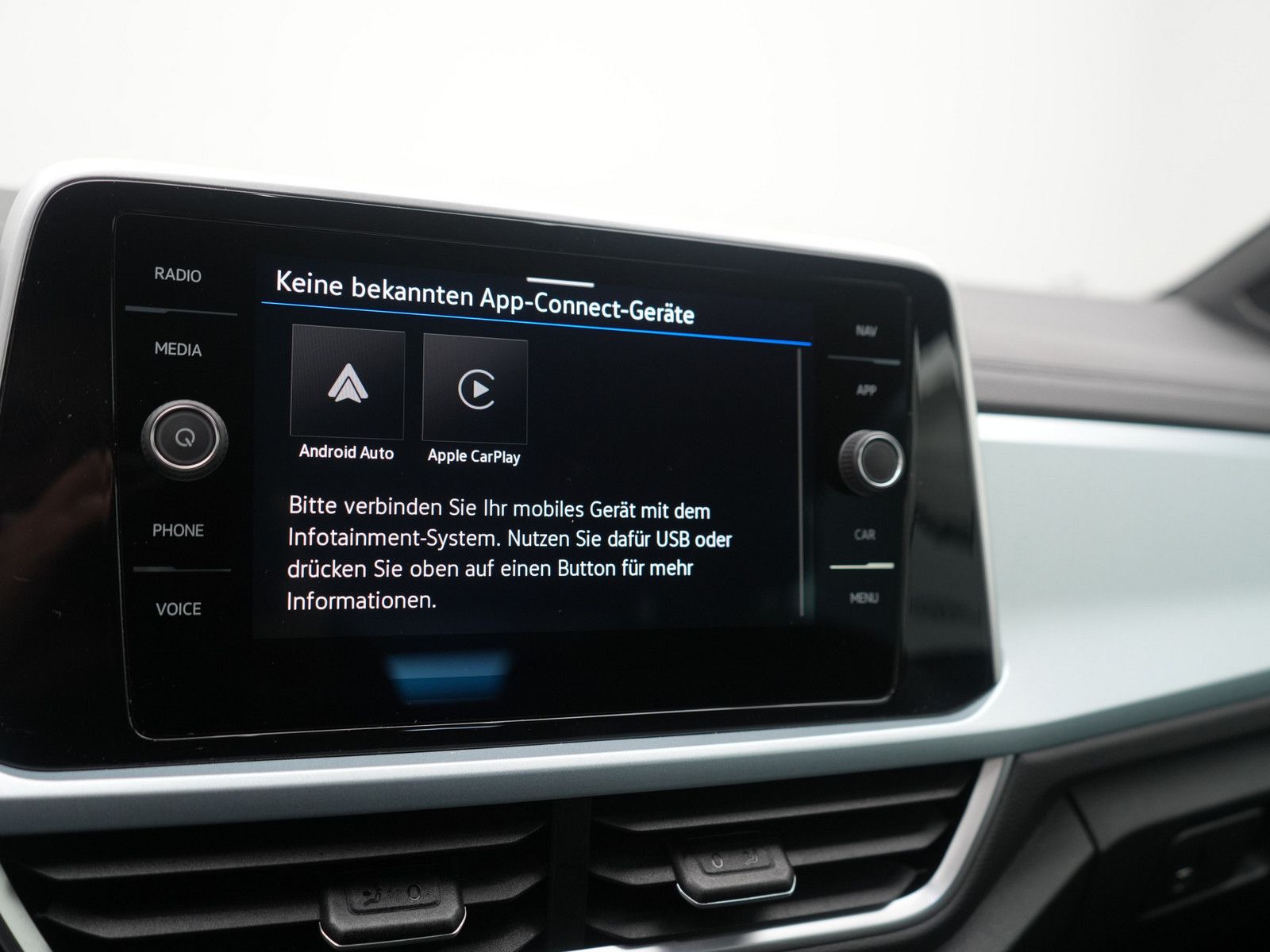 Volkswagen T-Roc - Bild 12