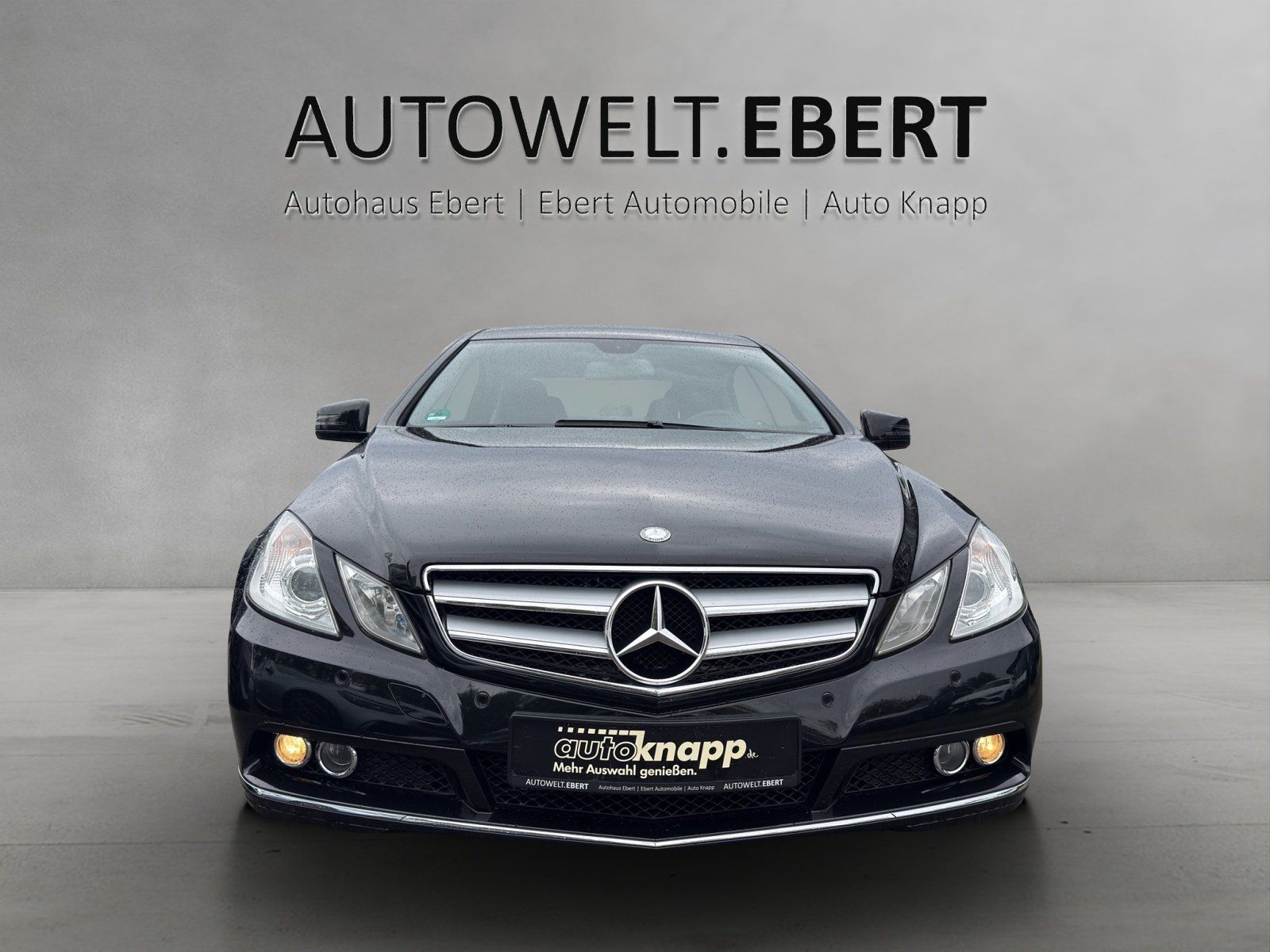 Fahrzeugabbildung Mercedes-Benz E 250 CGI Elegance BlueEfficie Coupe
