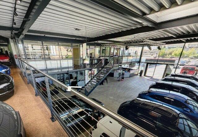 showroom-image-main