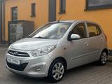 Hyundai i10 1.2 Style  *1.Hand+Automatik+ACC+wenig km* - Hyundai i10 in Berlin