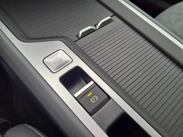 Fahrzeugabbildung Volkswagen Passat Variant Business eTSI DSG LED ACC AHK SHZ