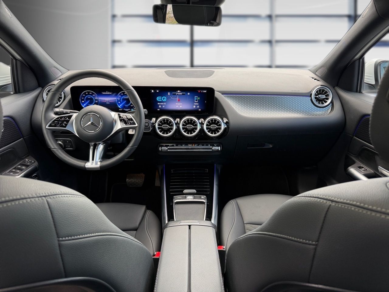 Fahrzeugabbildung Mercedes-Benz EQA 250+ BONUS+PANO+KAMERA+LENKRADHEIZ+VERKEHRSZ