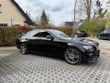 Mercedes-Benz E 220 d Autom. - - Mercedes-Benz E 220 in Hamburg