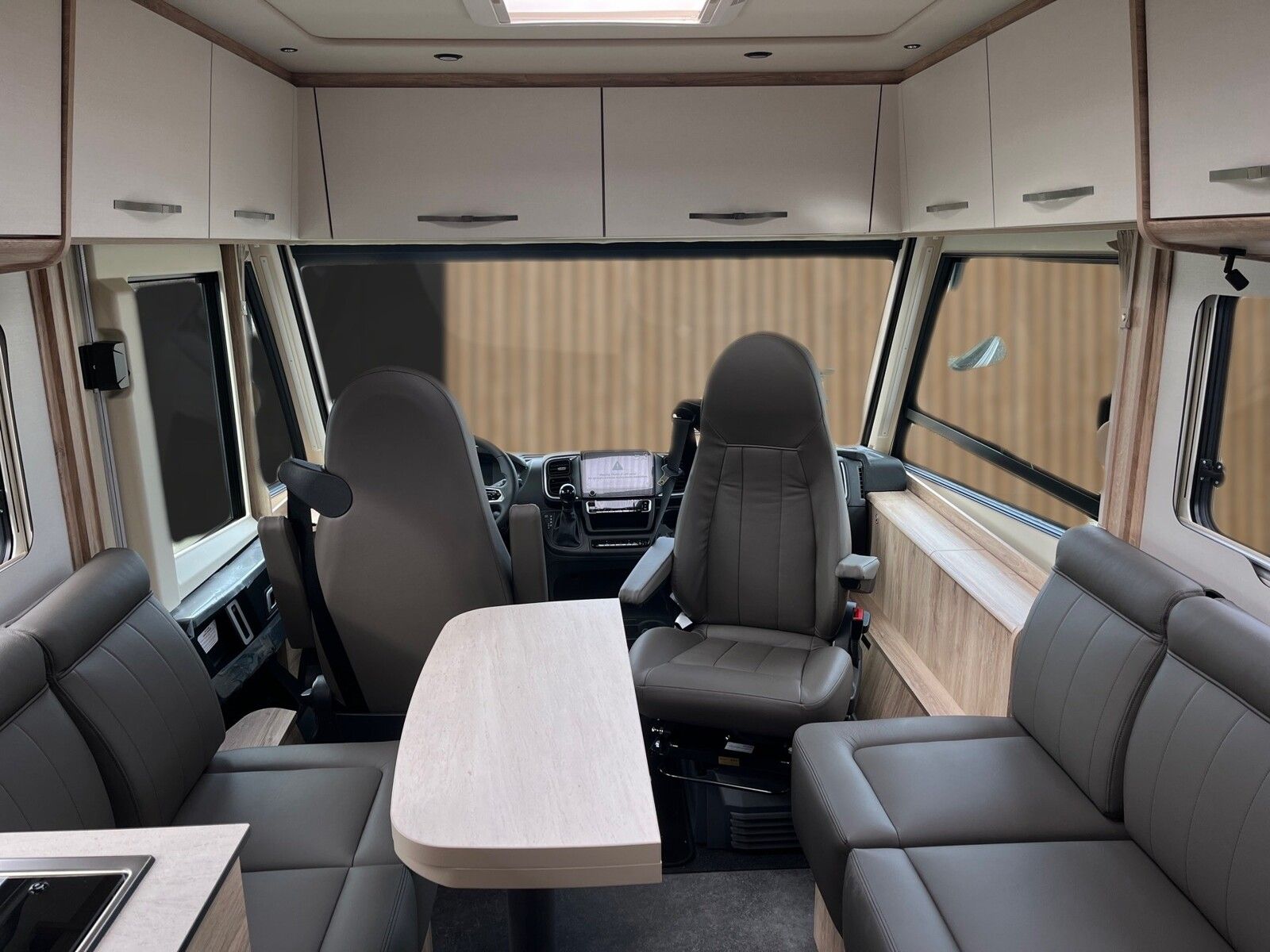 Fahrzeugabbildung Eura Mobil Integra Line IL 720 EF Markise, Lithiumbatterien