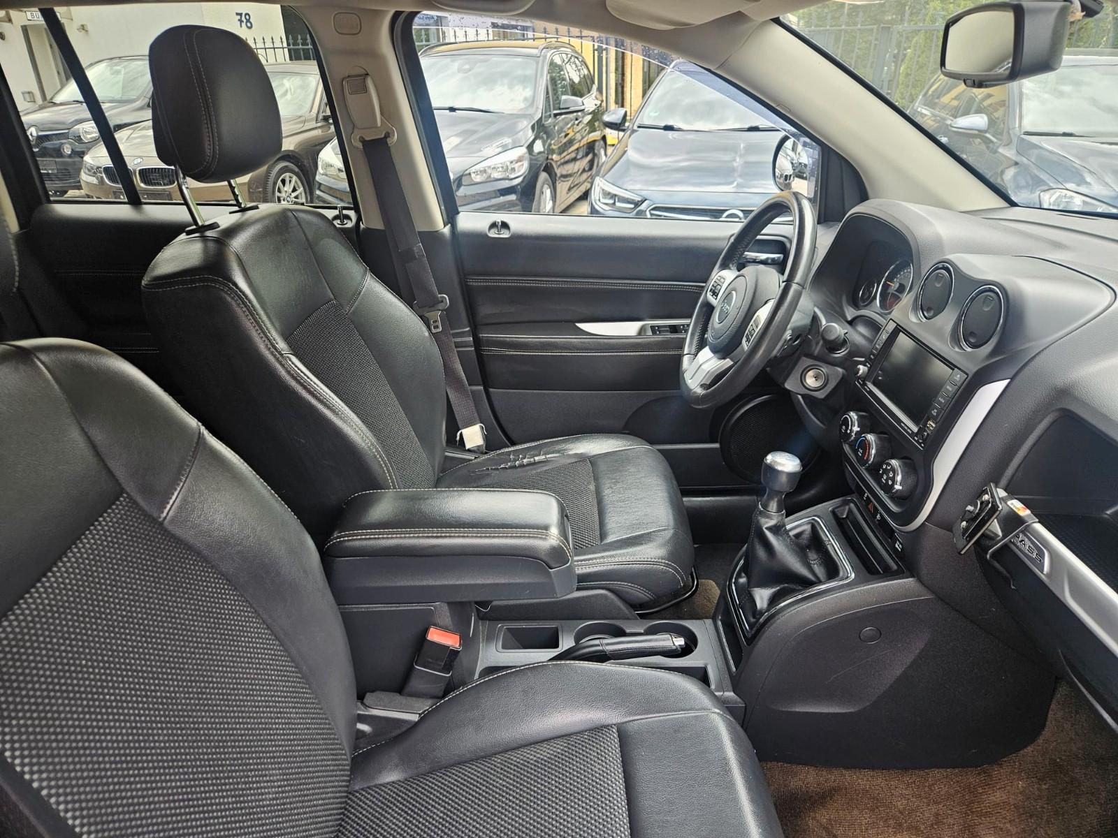 Jeep Compass 2013 — photo 14