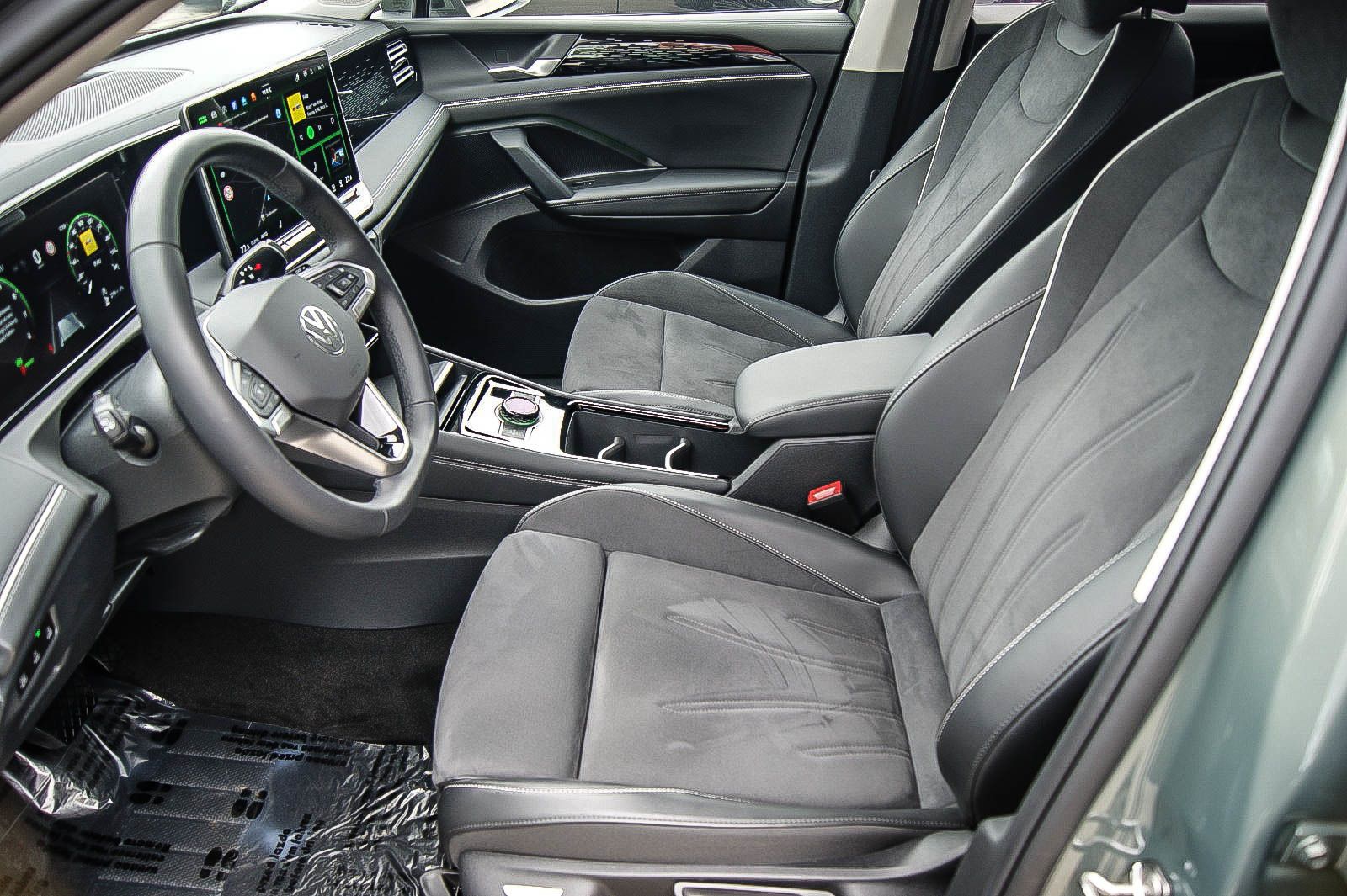 Fahrzeugabbildung Volkswagen Tiguan 1.5 eTSI 110 kW Elegance ANHZV CIPRESSINO
