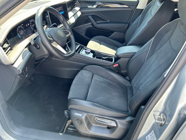 Fahrzeugabbildung Volkswagen Tayron 2.0 TDI ELEGANCE 4MOTION 7-SITZER NAVI LE