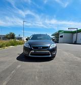 Ford Mondeo 2,2TDCi DPF Ghia Turnier Ghia - Ford Mondeo aus 2009: Ghia